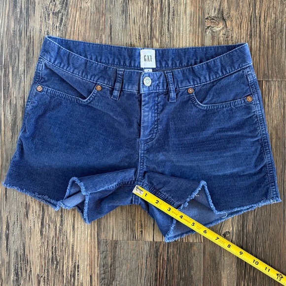 GAP Corduroy Shorts Women’s 4 Ocean Blue Frayed Hem Mid Rise Stretch 3.5” Inseam - Picture 4 of 12